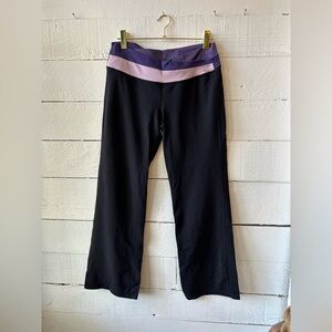Lululemon Black Yoga Pants with Purple size 12